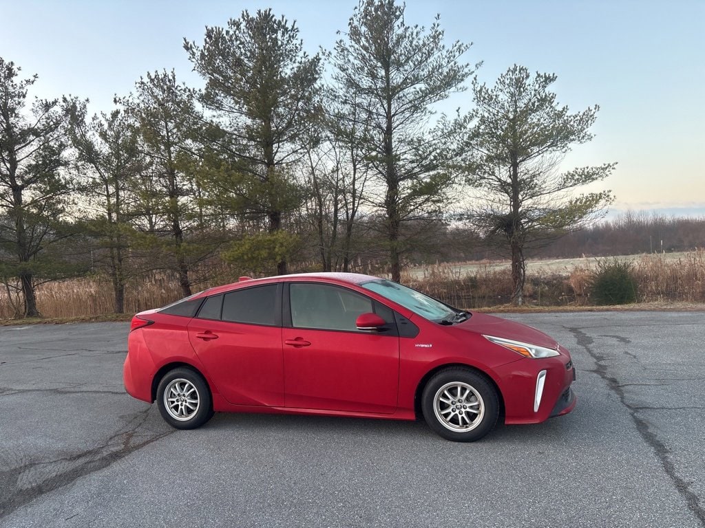 2021 Toyota Prius XLE's photo