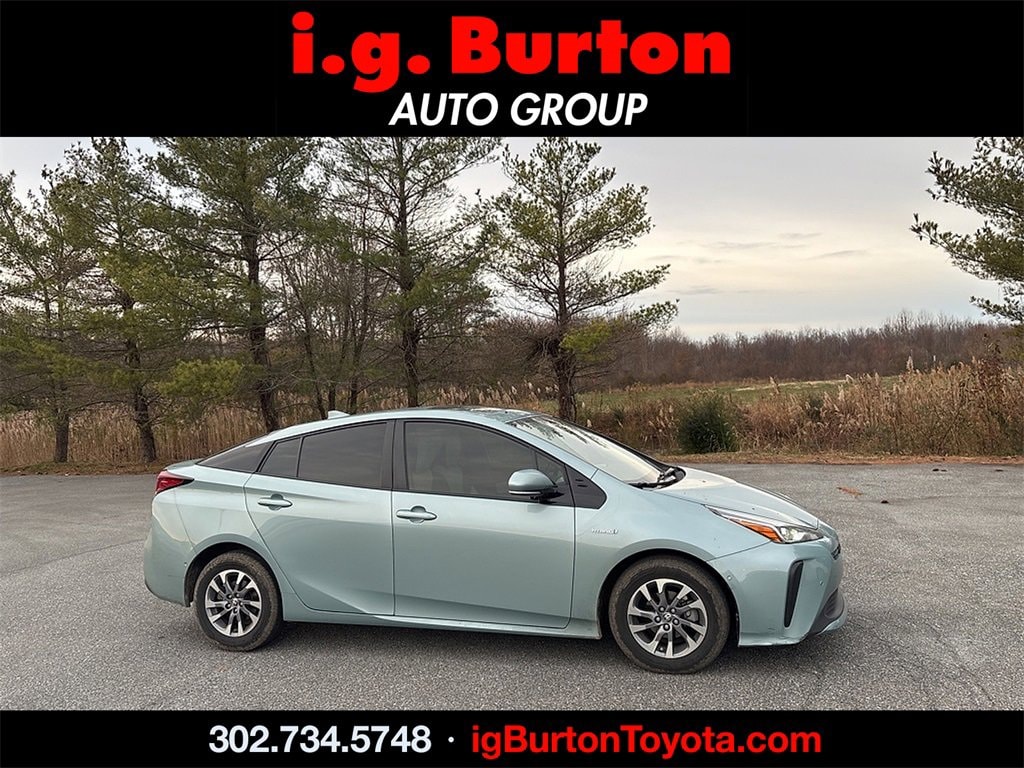 2019 Toyota Prius XLE's photo