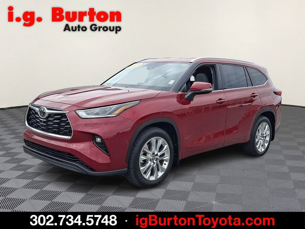 Used 2021 Toyota Highlander Limited SUV