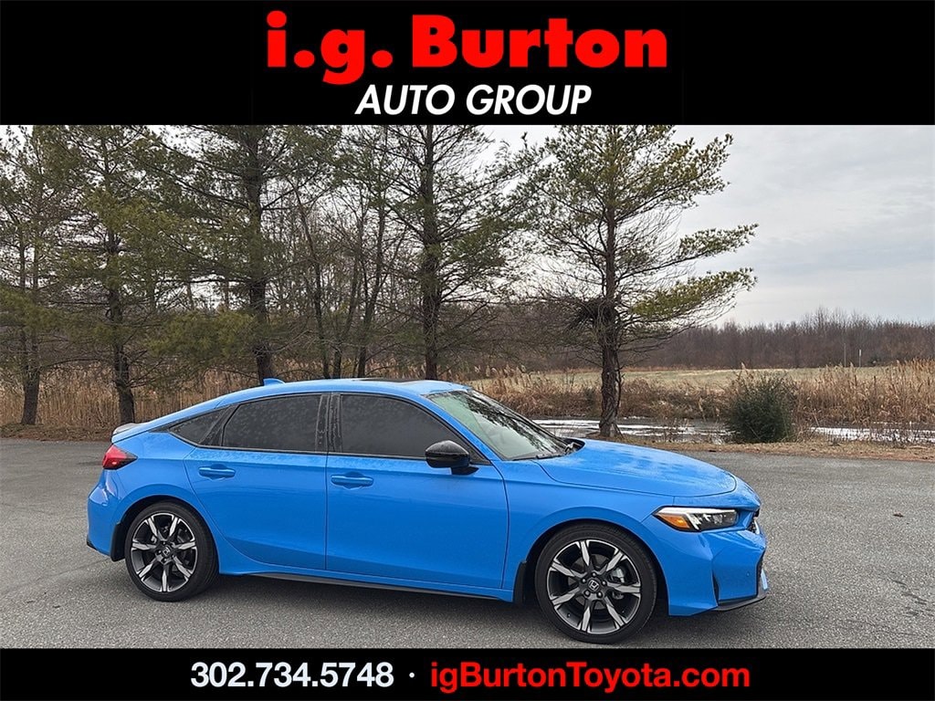 2025 Honda Civic Hatchback Sport Touring's photo