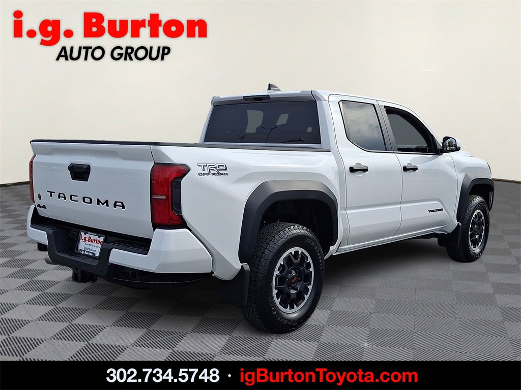 2025 Toyota Tacoma TRD Off-Road photo 4