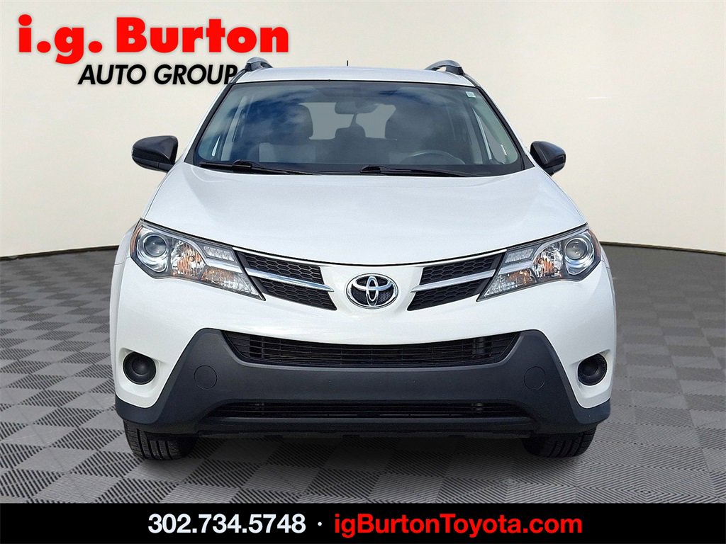 Used 2015 Toyota RAV4 LE with VIN JTMBFREV6FD133461 for sale in Dover, DE