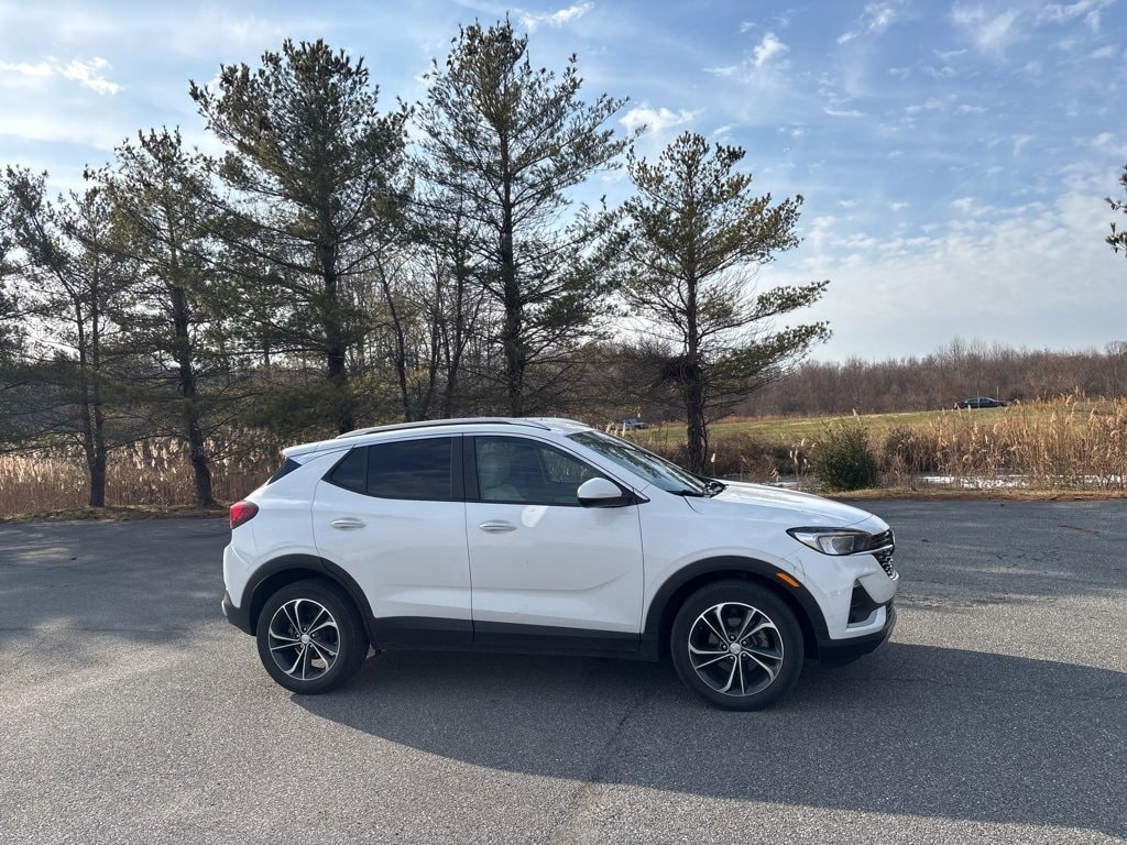 2023 Buick Encore GX Select's photo