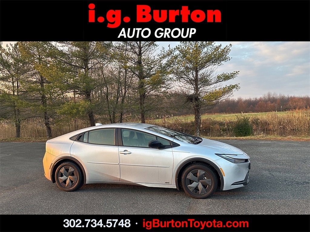 Used 2024 Toyota Prius LE Hatchback