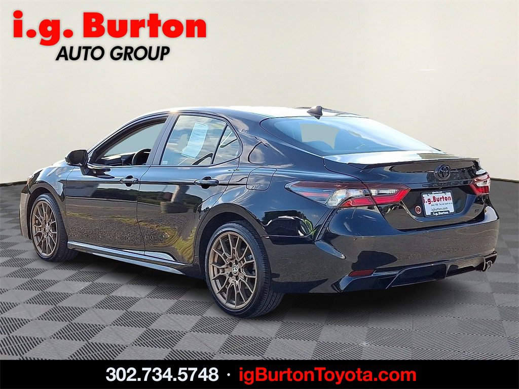 2024 Toyota Camry SE photo 4