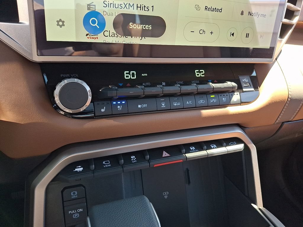 2026 Toyota Tundra 1794 Edition - Photo 10