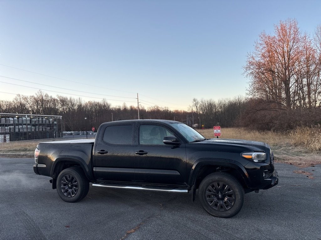 2021 Toyota Tacoma Limited's photo