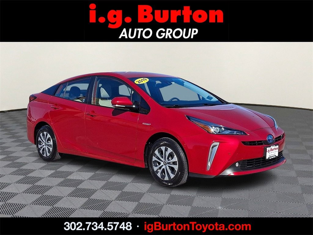 2019 Toyota Prius LE