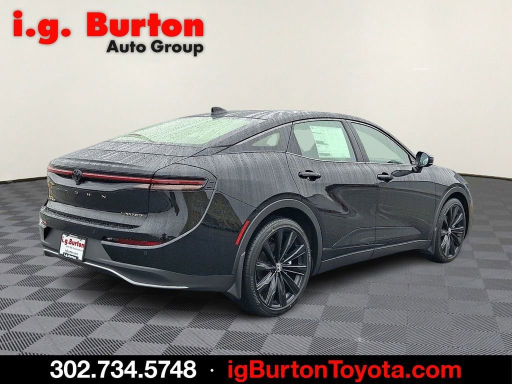 2026 Toyota Crown Nightshade - Photo 4