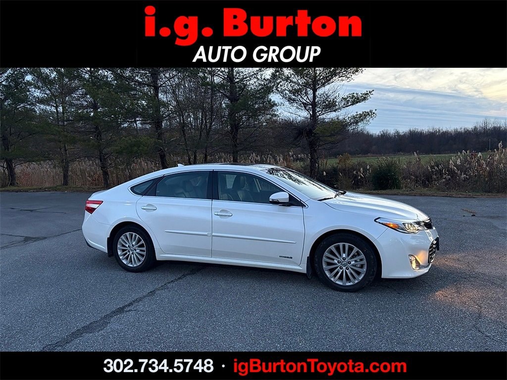 Used 2014 Toyota Avalon Hybrid Limited Sedan