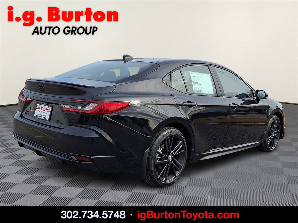 2026 Toyota Camry photo 4