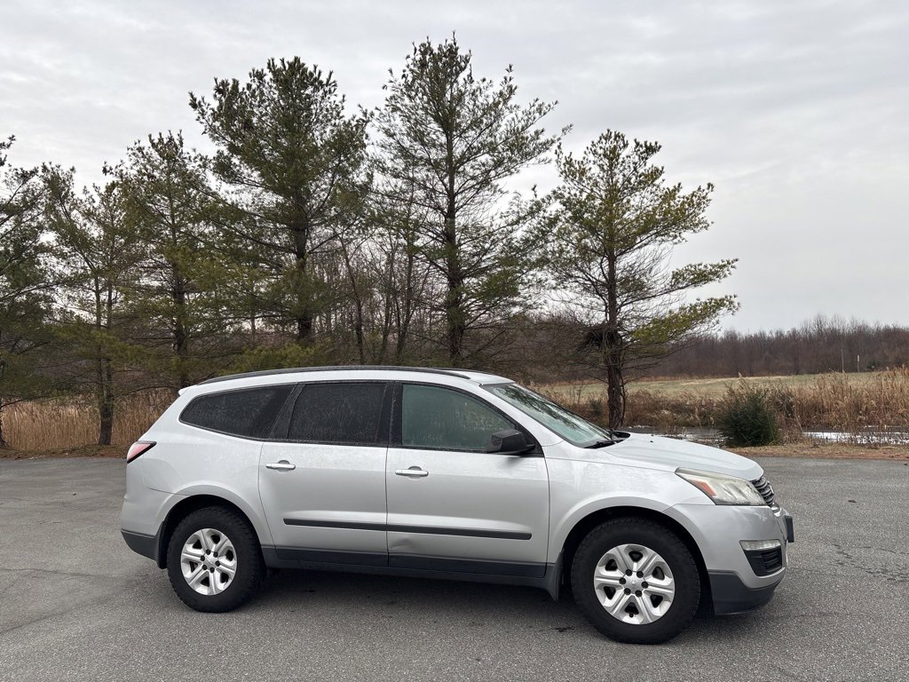 2014 Chevrolet Traverse LS's photo