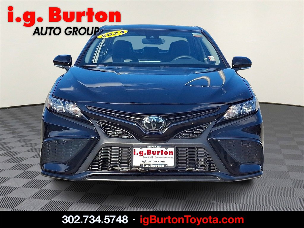 2024 Toyota Camry SE photo 2