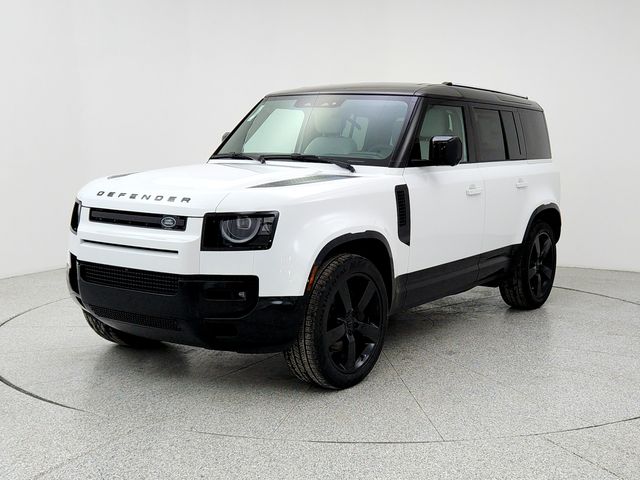 2026 Land Rover Defender 110 X-Dynamic SE P400's photo