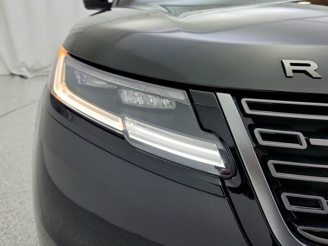 2026 Land Rover Range Rover Velar S - Photo 23