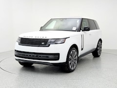 2025 Land Rover Range Rover SE 400PS SUV