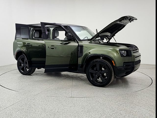 2026 Land Rover Defender X-Dynamic SE - Photo 10