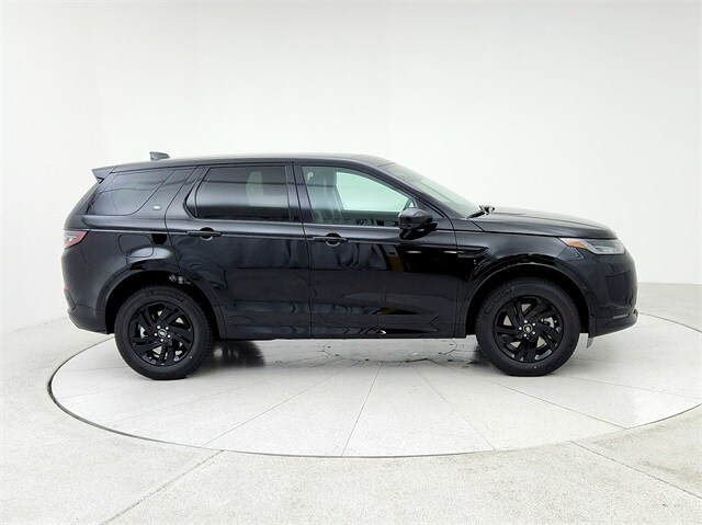 2025 Land Rover Discovery Sport S photo 4