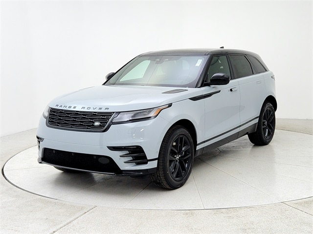 2026 Land Rover Range Rover Velar Dynamic SE's photo