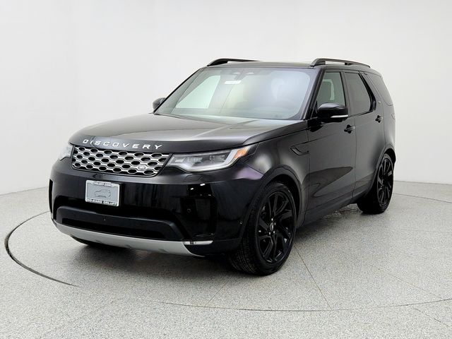 2025 Land Rover Discovery P300 S's photo