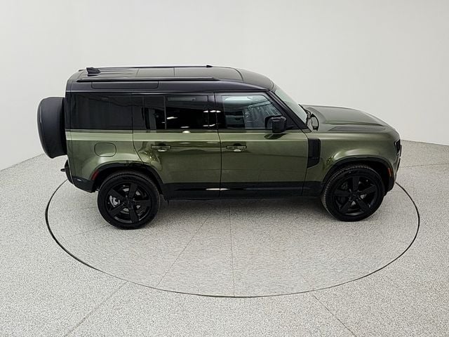 2026 Land Rover Defender X-Dynamic SE - Photo 16