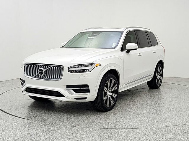 Crystal White Metallic 2025 Volvo XC90 SUV / Crossover All-Wheel Drive Automatic