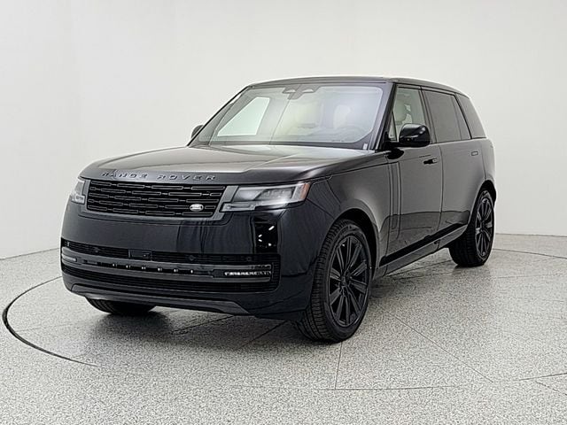 2026 Land Rover Range Rover 3.0 SE LWB 7's photo