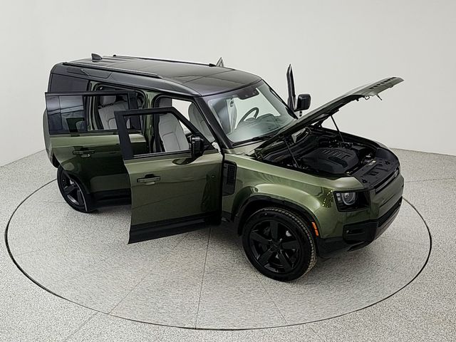 2026 Land Rover Defender X-Dynamic SE - Photo 37