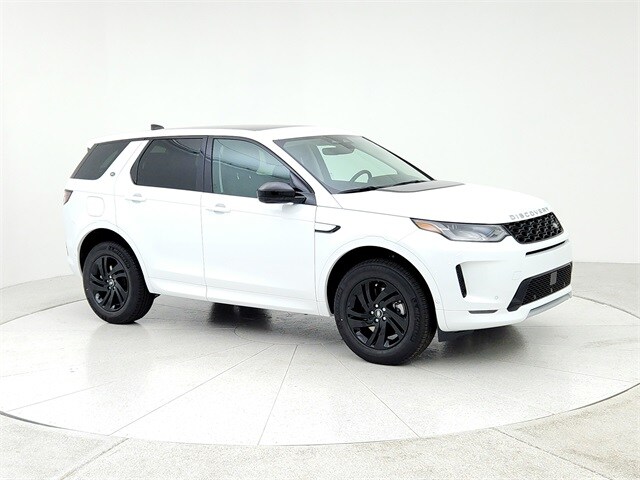 2025 Land Rover Discovery Sport S photo 3