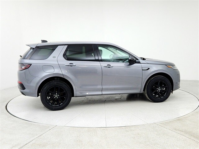 2025 Land Rover Discovery Sport S photo 4