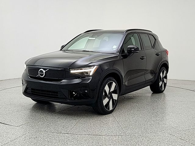 2023 Volvo XC40