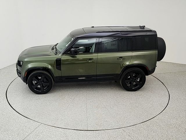 2026 Land Rover Defender X-Dynamic SE - Photo 35