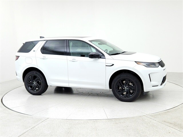 2025 Land Rover Discovery Sport S photo 3