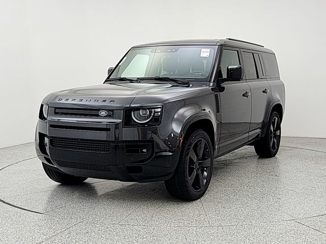 2026 Land Rover Defender 130 X-Dynamic SE P400's photo