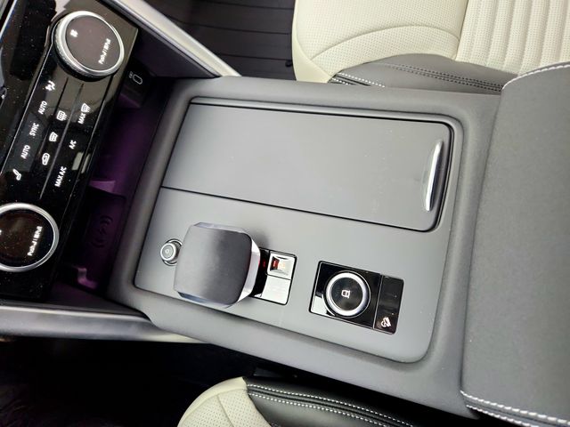 2026 Land Rover Discovery Gemini Edition - Photo 26