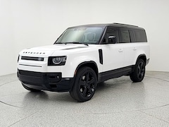 2026 Land Rover Defender 130 X-Dynamic SE SUV