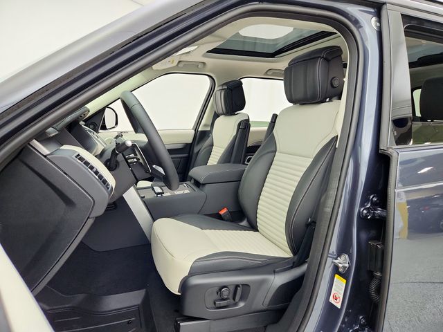 2026 Land Rover Discovery Gemini Edition - Photo 21