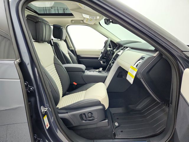 2026 Land Rover Discovery Gemini Edition - Photo 18