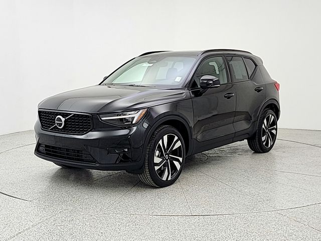 2026 Volvo XC40 B5 Ultra AWD