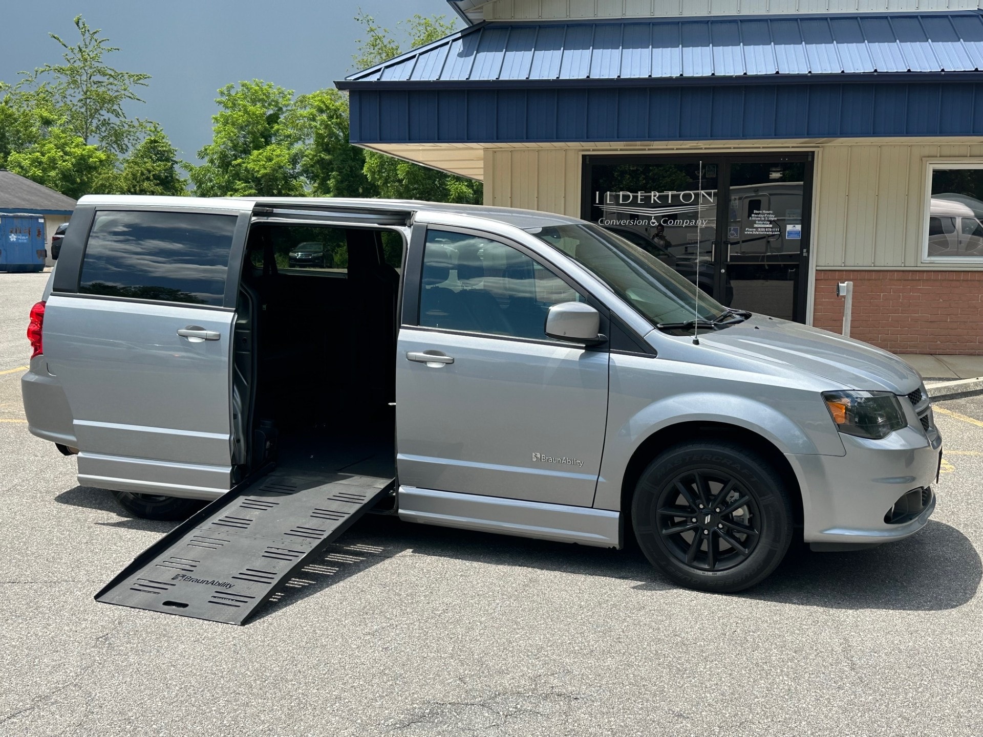 2019 Dodge Grand Caravan GT (Fleet)'s photo
