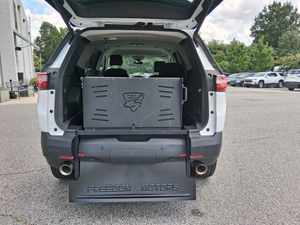 Used 2020 Chevrolet Traverse LT Leather SUV