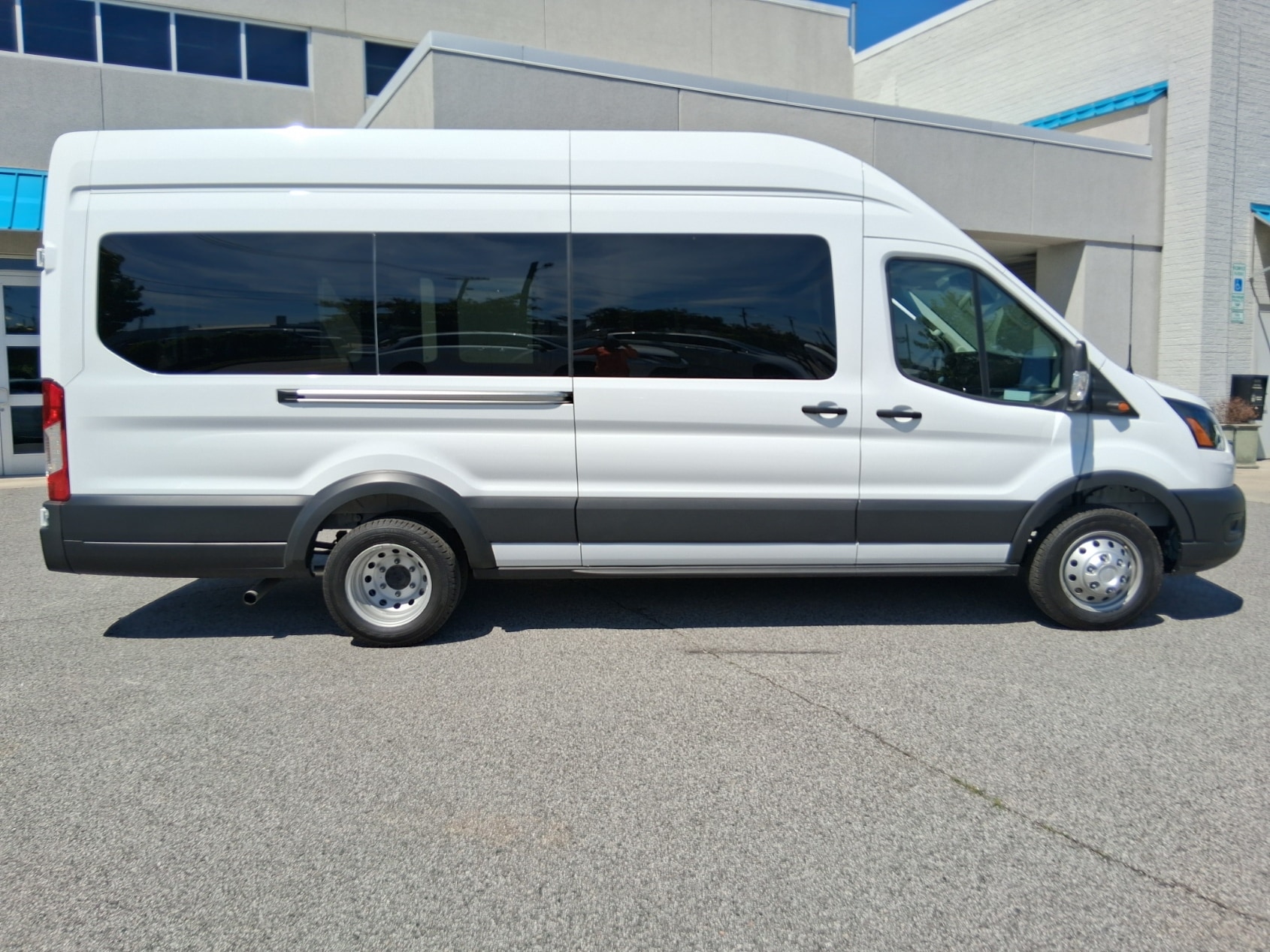 2025 Ford Transit 350 DRW XL High Roof Pass Slide 148EL's photo