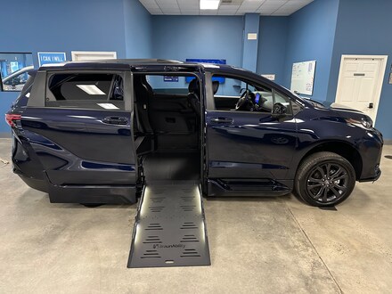 2026 Toyota Sienna XSE 7 Passenger Van Passenger Van