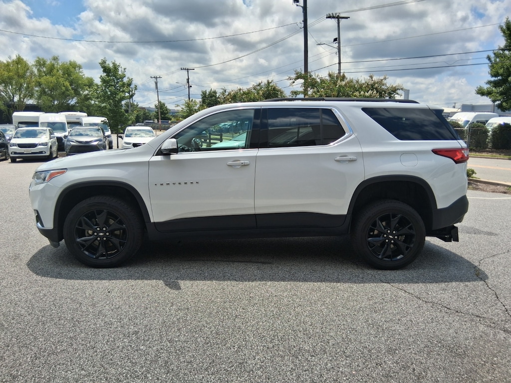 Used 2020 Chevrolet Traverse LT Leather SUV