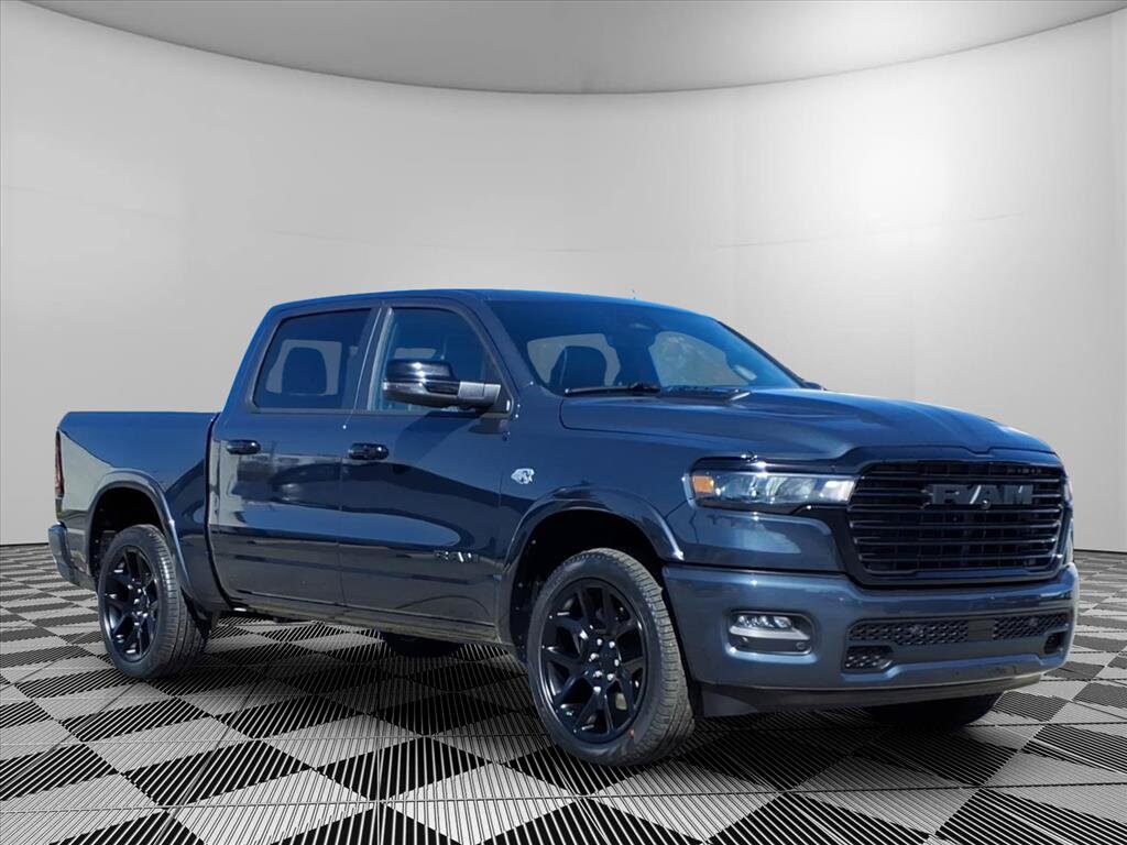 New 2026 Ram 1500 LARAMIE CREW CAB 4X4 5'7 BOX Pickup