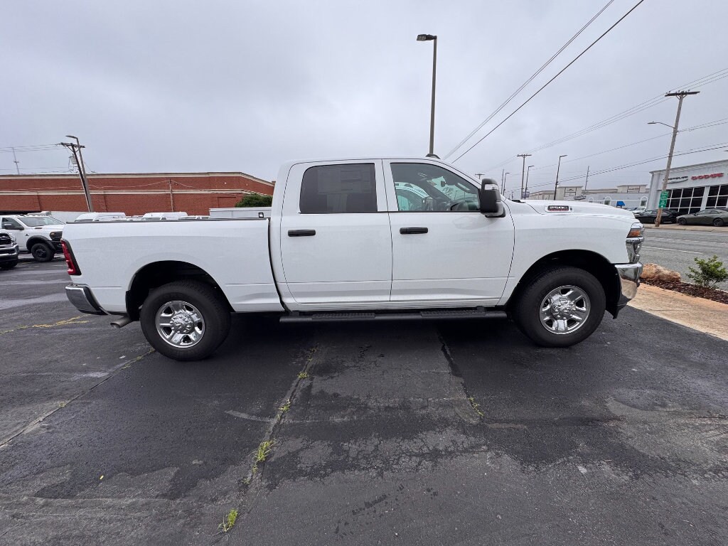 New 2026 Ram 2500 TRADESMAN CREW CAB 4X2 6'4 BOX Pickup