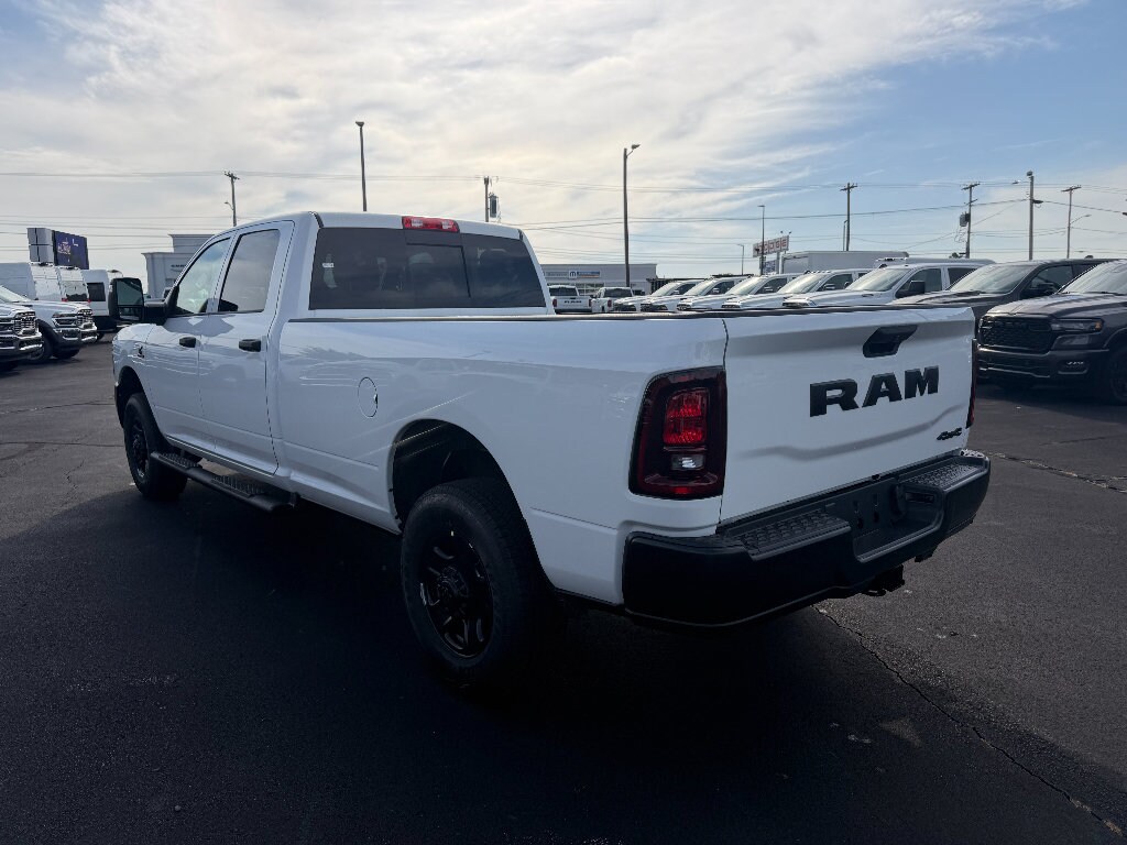 New 2026 Ram 3500 TRADESMAN CREW CAB 4X4 8' BOX Pickup