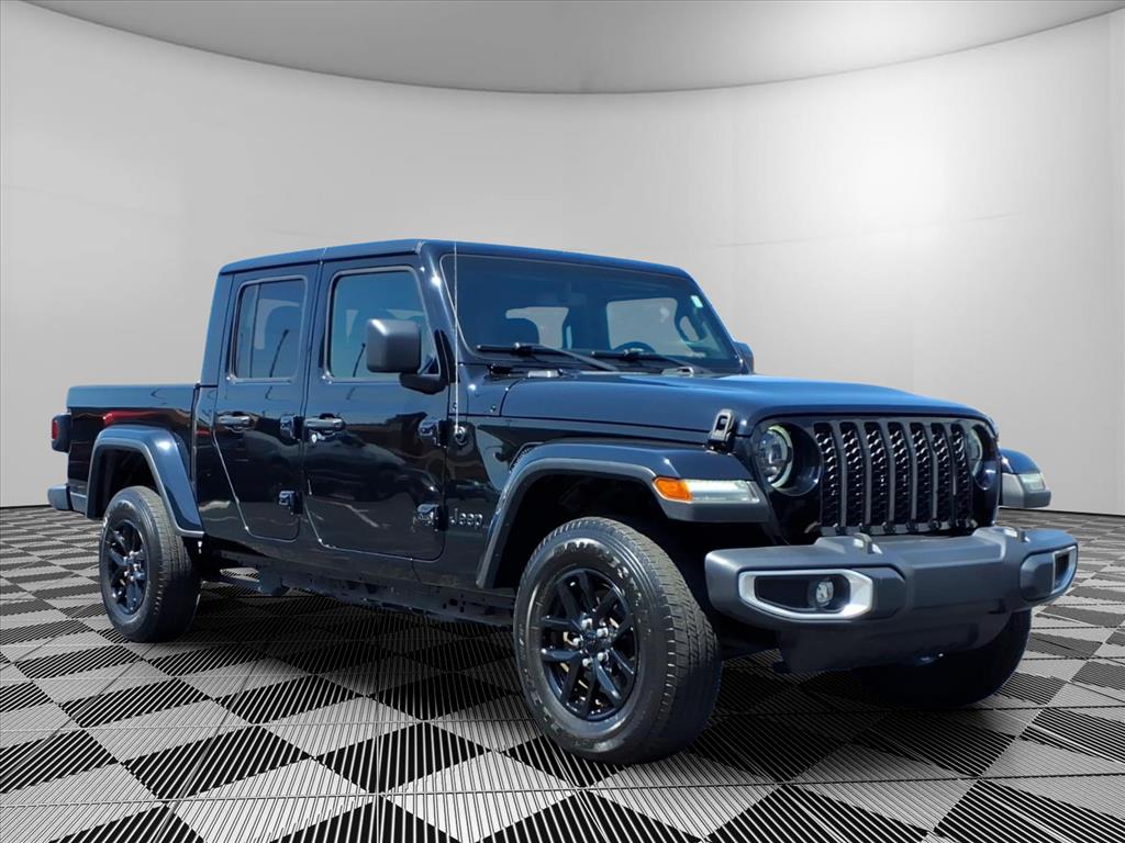 2023 Jeep Gladiator