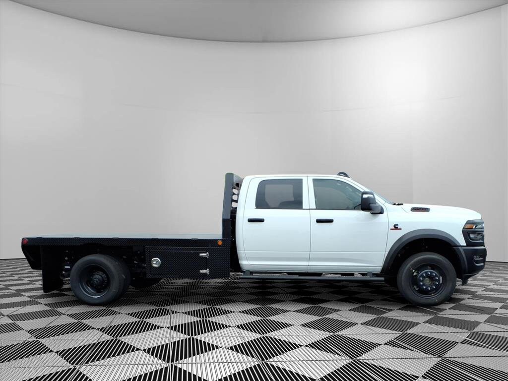 New 2026 Ram 4500 Chassis Cab TRADESMAN CREW 4X4 84' CA Pickup