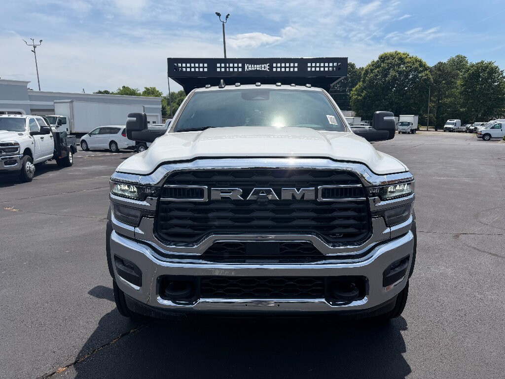New 2026 Ram 5500 Chassis Cab TRADESMAN CREW 4X4 84' CA Pickup